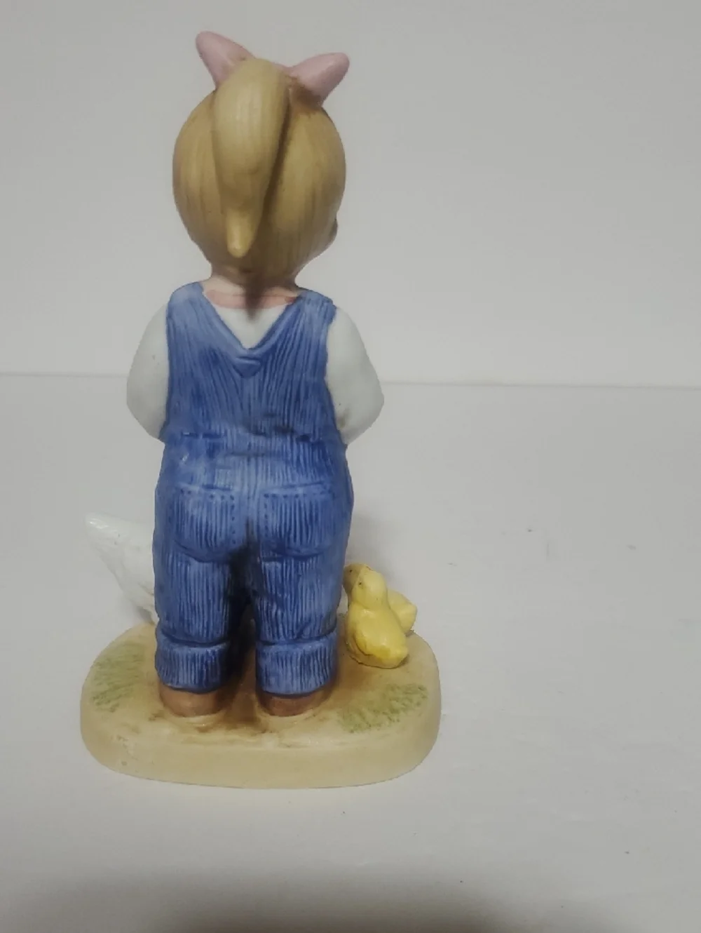 Homco Denim Days White Porcelain Figurine with Blue Overalls and Pink Bow - Picture 3 of 4